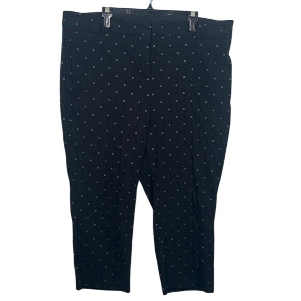 NWOTLane Bryant Black Crop Pants with Blue and White Small Flowers‎ Size 18